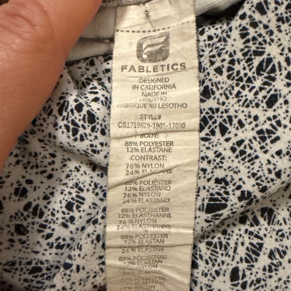 Fabletics High Waist Abstract Print Leggings Black White Stretch Activewear - Picture 2 of 3
